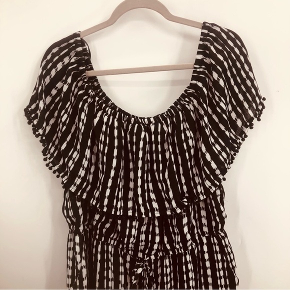 ROZ AND ALI BLACK AND WHITE WIDE LEG JUMPSUIT size 2X - Picture 13 of 13